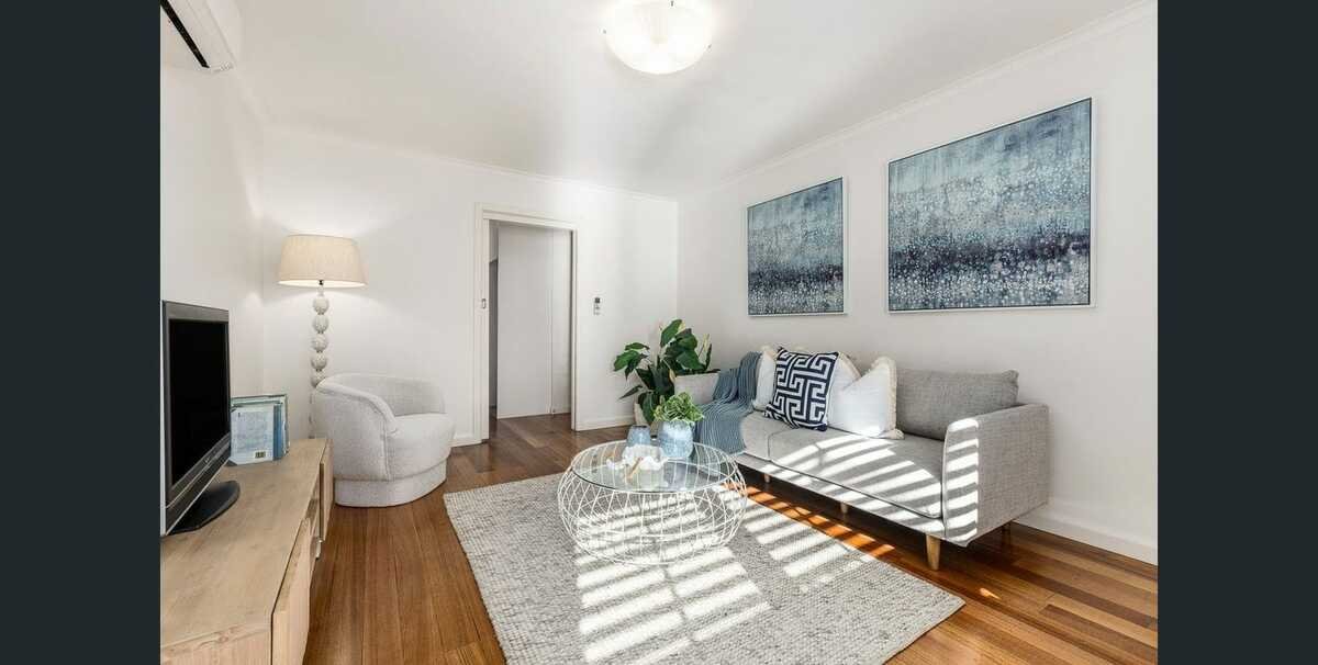 2 / 33 Champion Street Brighton - Residential for lease