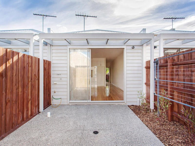 2 / 33 Goulburn Street YARRAVILLE - Residential for sale