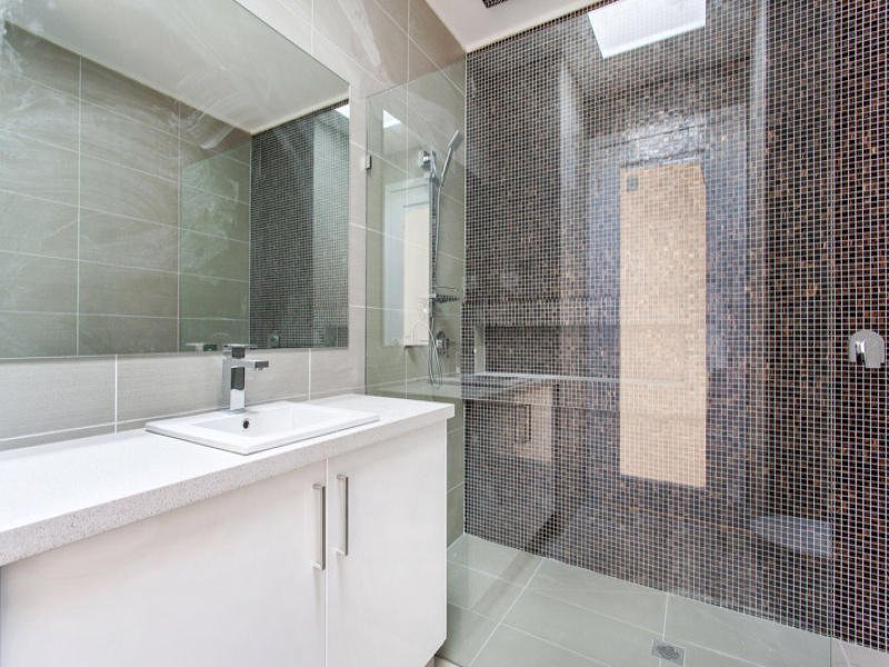 2 / 33 Goulburn Street YARRAVILLE - Residential for sale