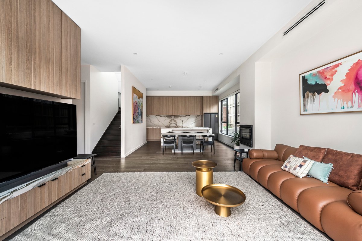 2 / 33 Jean Street Cheltenham - Residential for sale