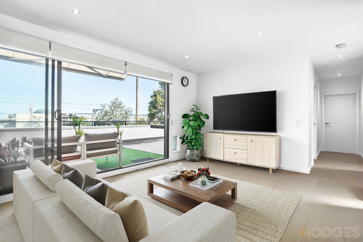 23 / 35 Como Parade East  Mentone - Residential for sale