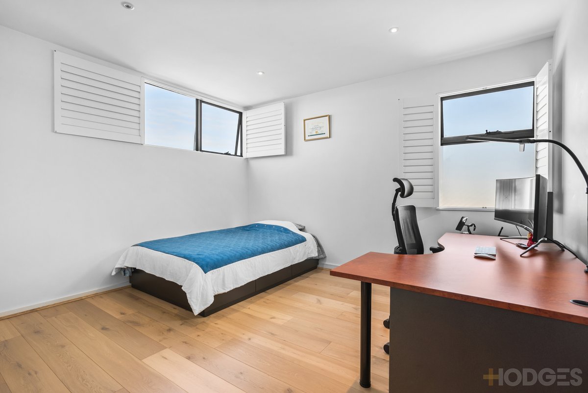 23 / 35 Como Parade East  Mentone - Residential for sale