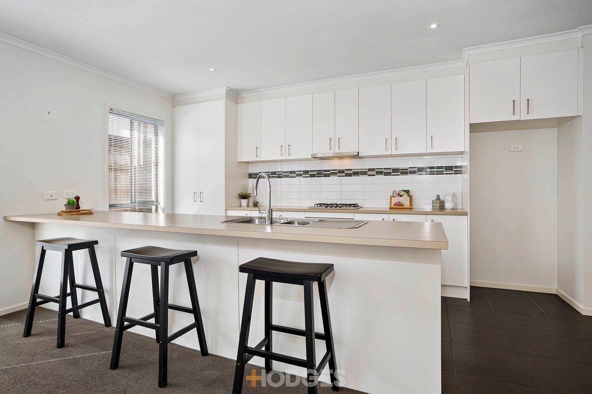 2 / 34 Weeroona Avenue Hamlyn Heights - Residential for sale