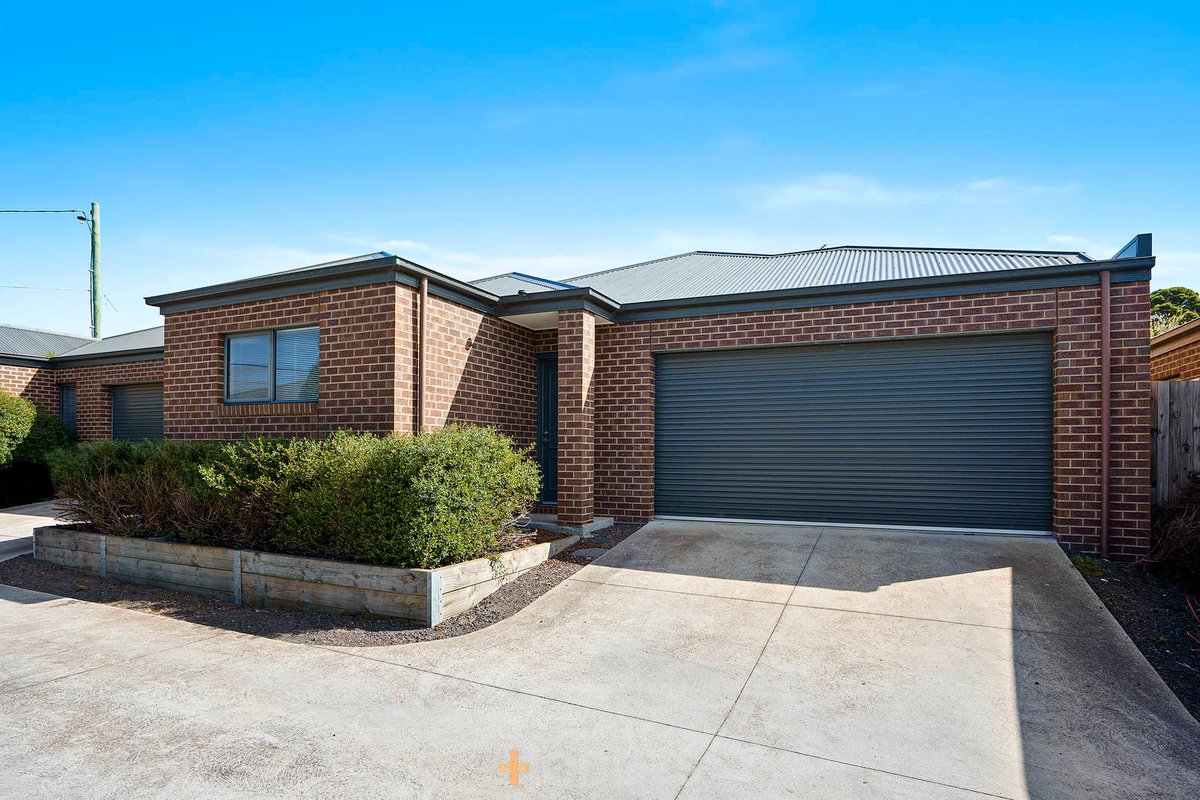2 / 34 Weeroona Avenue Hamlyn Heights - Residential for sale