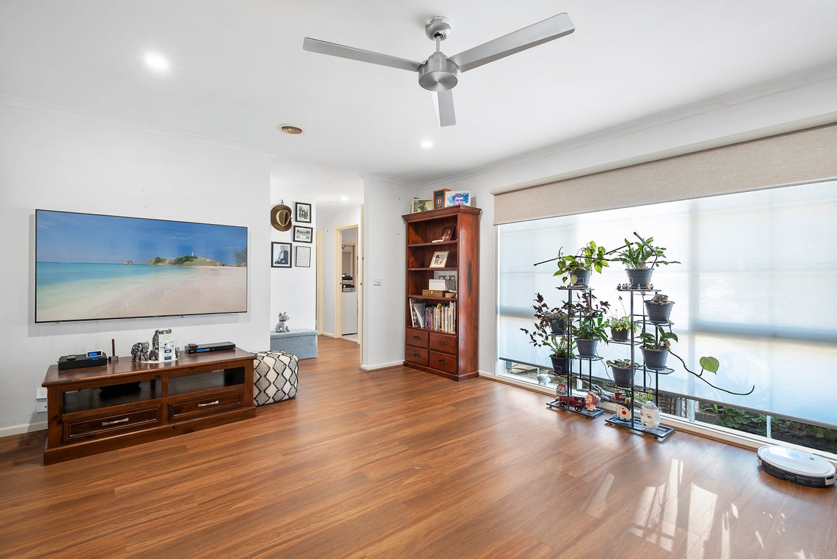 23 / 49 Oberon Drive CARRUM DOWNS - Residential for sale