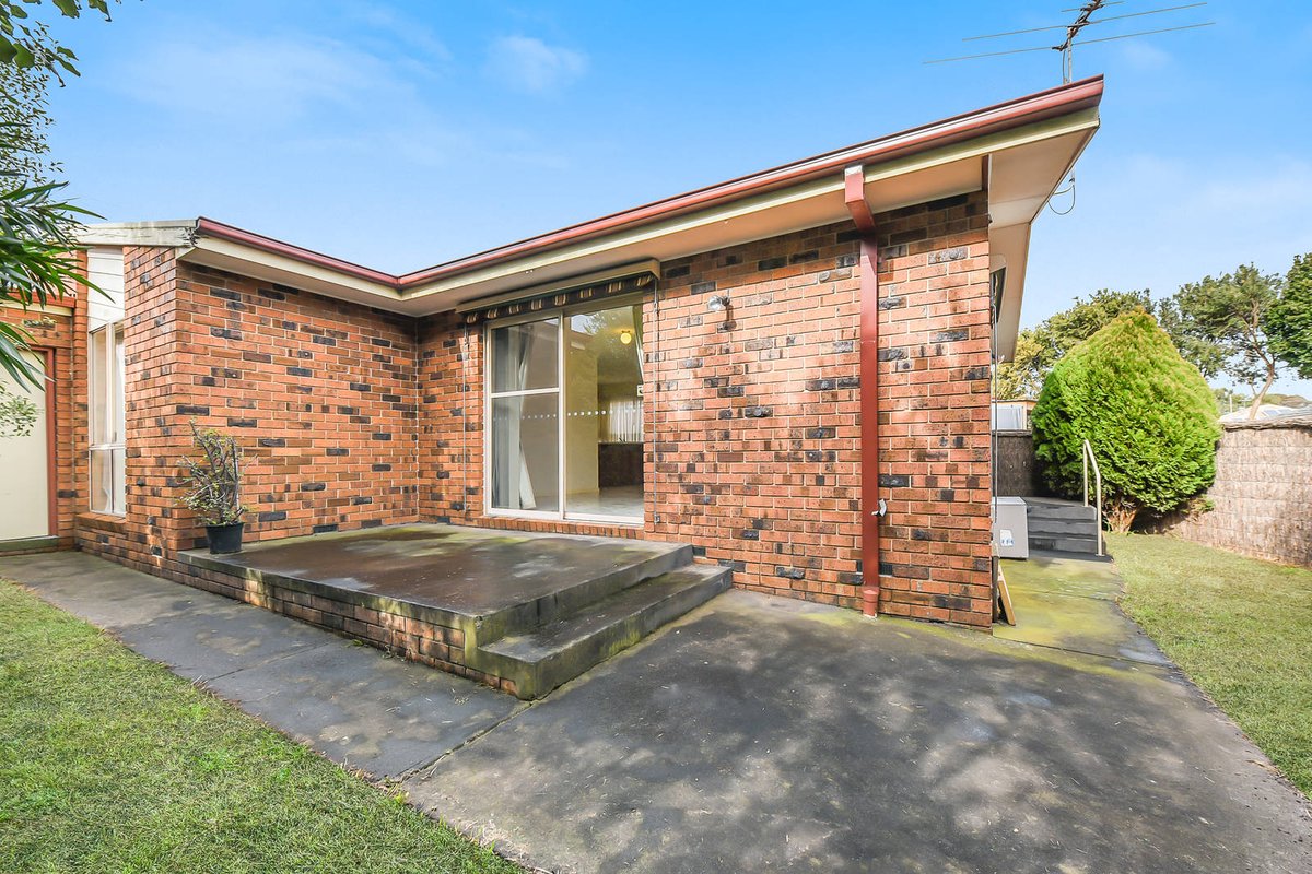 2 / 35 Jillian Street Cranbourne - Residential for sale