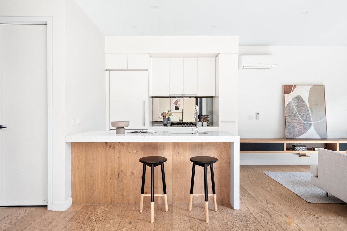 2 / 36 Crisp Street Hampton - Residential for sale