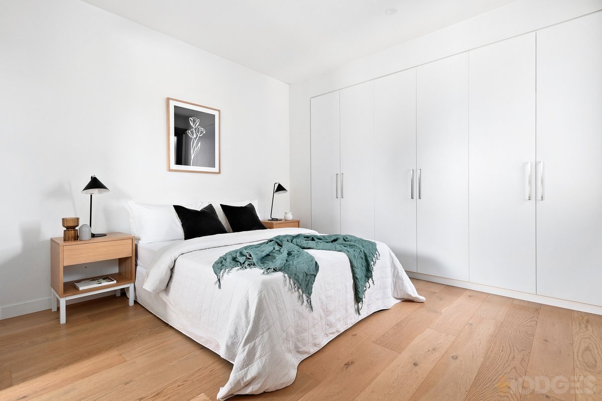 2 / 36 Crisp Street Hampton - Residential for sale