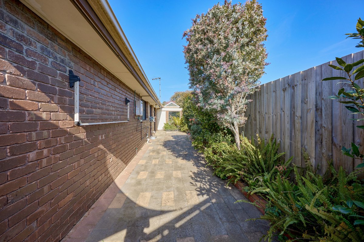 2 / 36 Keith Street Hampton East - Residential for sale