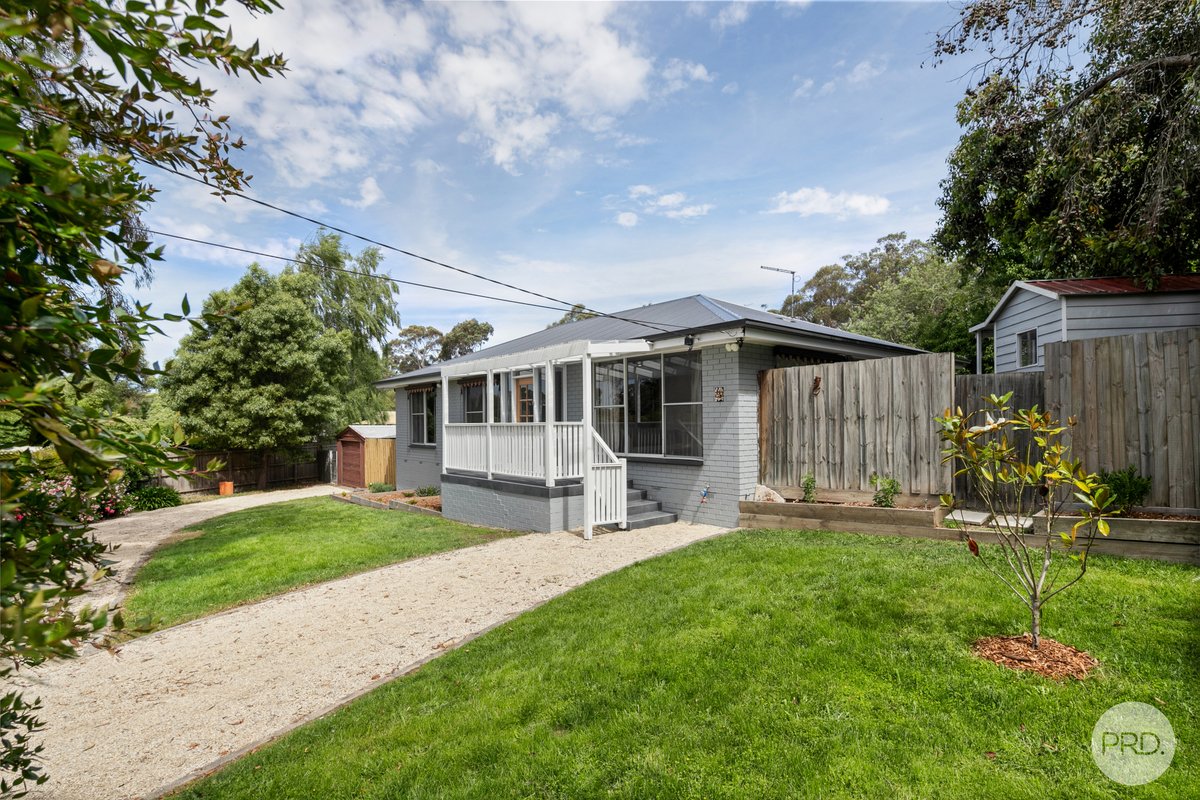 237 Shire Avenue, MOUNT HELEN VIC 3350