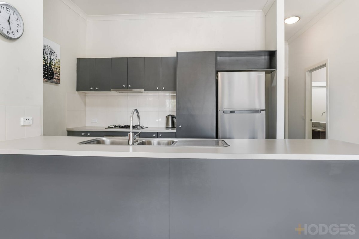 2 / 37 Tom Roberts Parade Point Cook - Residential for sale