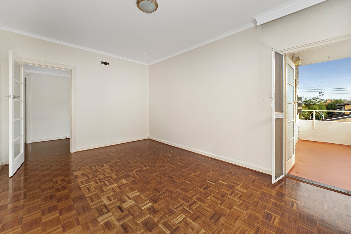 2 / 38 Westbury Street St Kilda East - Residential for lease