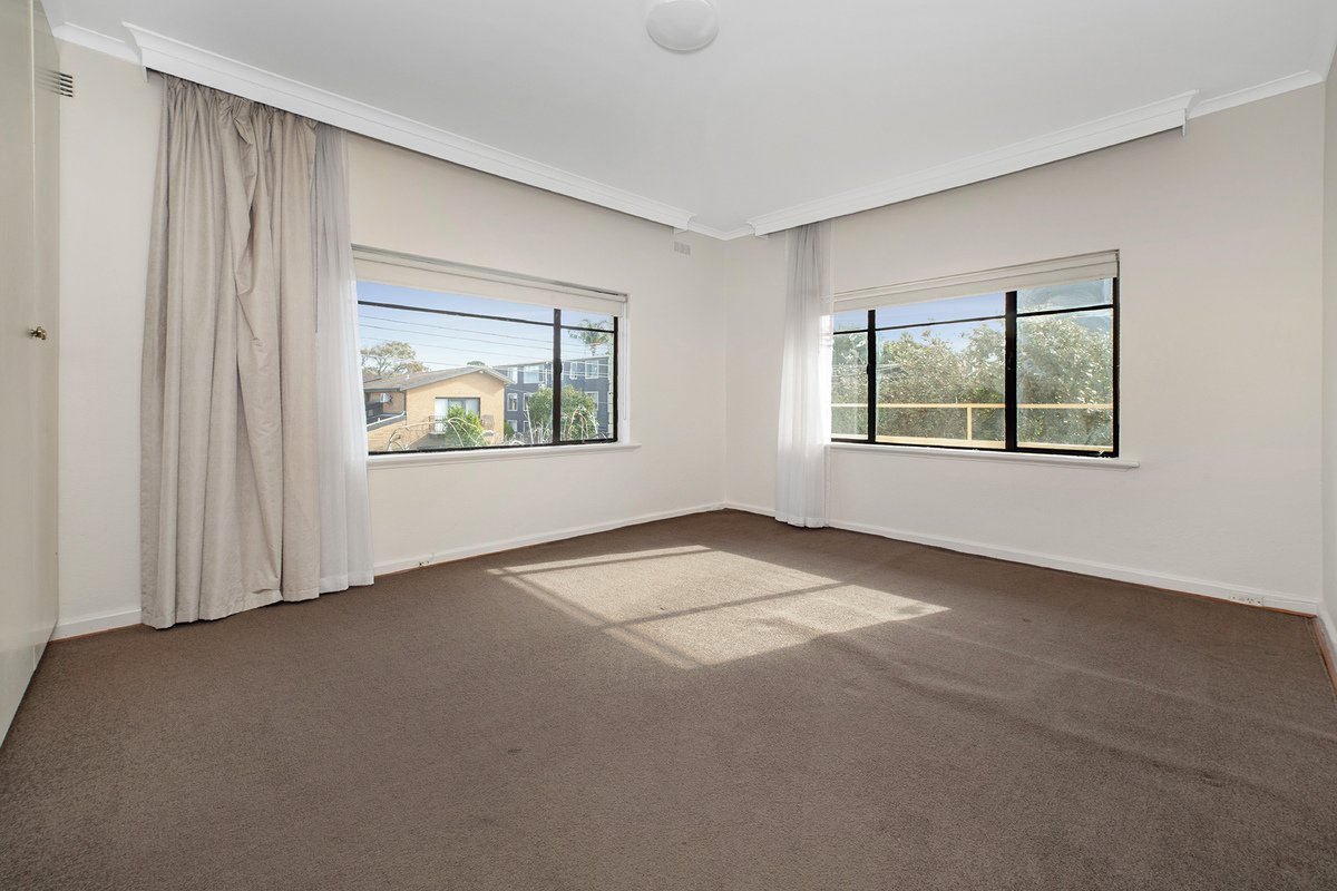 2 / 38 Westbury Street St Kilda East - Residential for lease