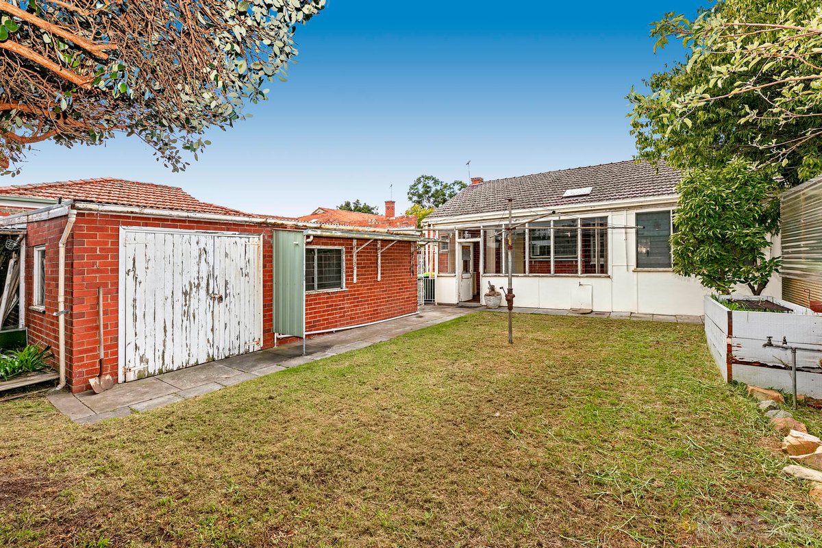 239 Jasper Road Mckinnon - Residential for sale