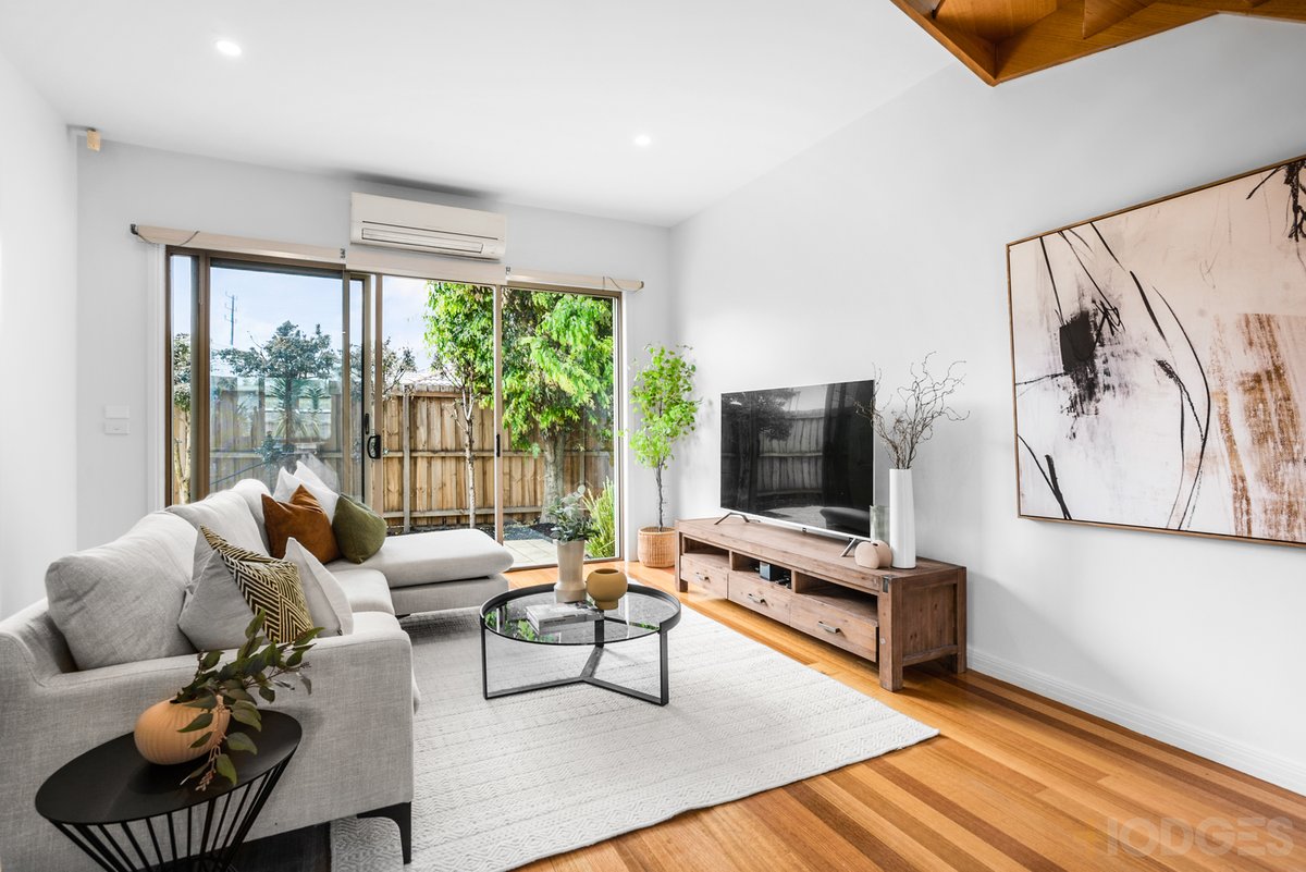 2 / 393 Nepean Highway Mordialloc - Residential for sale