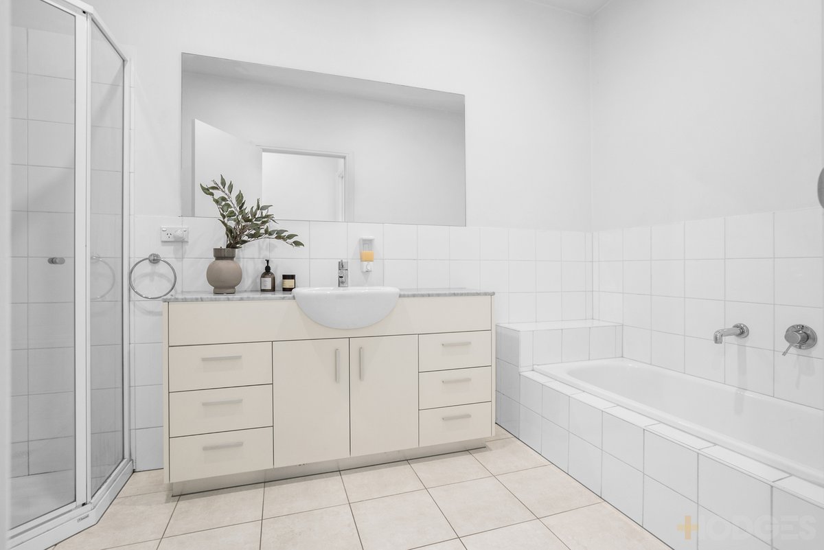 2 / 393 Nepean Highway Mordialloc - Residential for sale