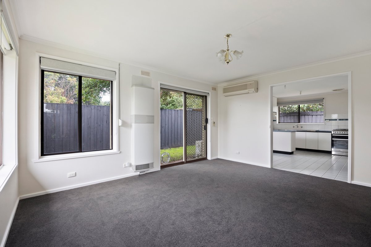 2/398 Eastbourne Road CAPEL SOUND - Residential for lease