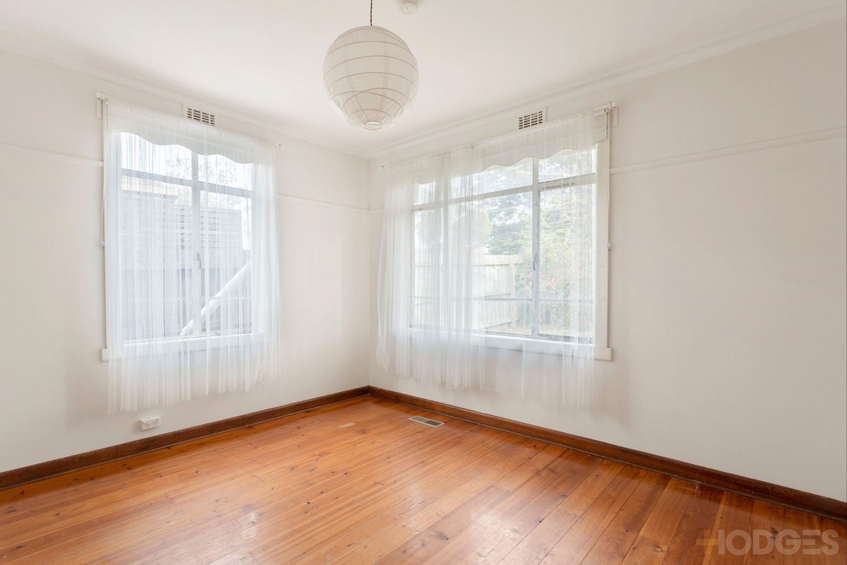 24 Burt Crescent Hampton East - Residential for sale