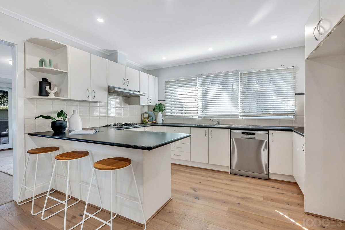 24 Carinya Avenue Aspendale - Residential for sale