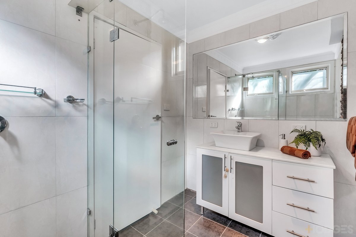 24 Carinya Avenue Aspendale - Residential for sale