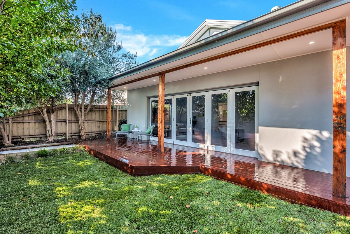 24 Carinya Avenue Aspendale - Residential for sale