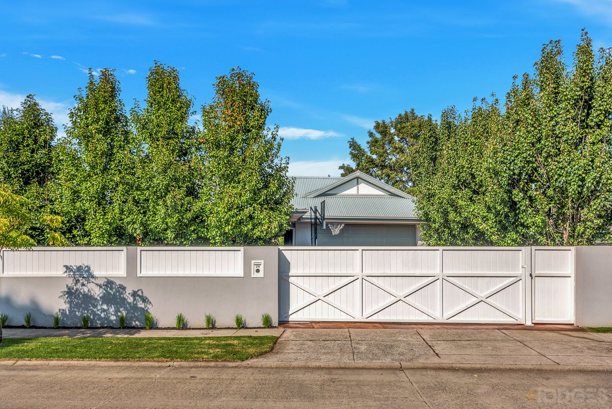 24 Carinya Avenue Aspendale - Residential for sale