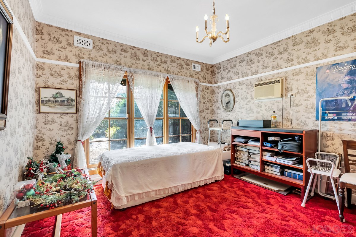 24 Carrier Avenue Parkdale - Residential for sale