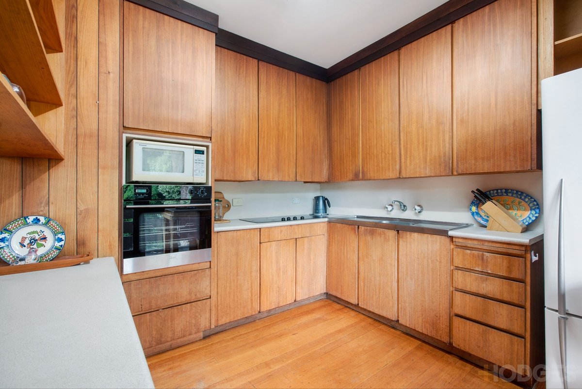 24 Fairleigh Avenue Beaumaris - Residential for sale
