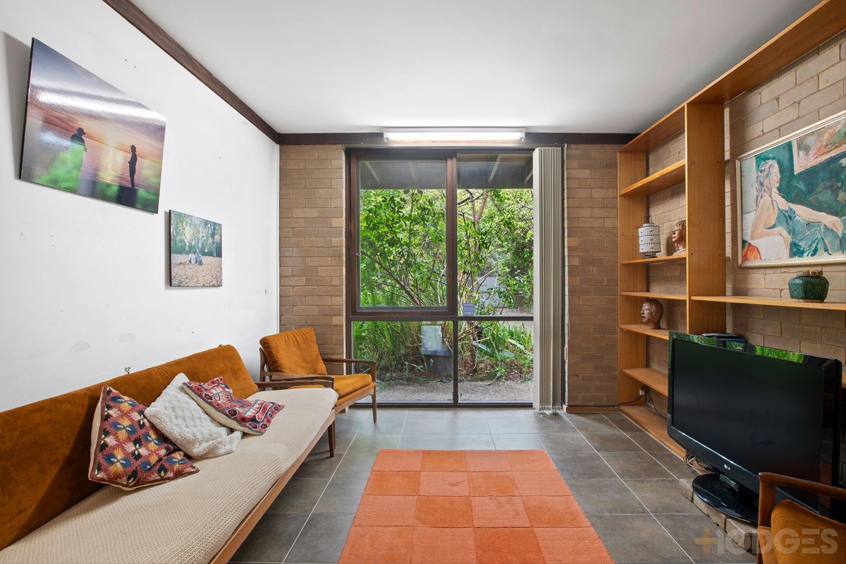 24 Fairleigh Avenue Beaumaris - Residential for sale