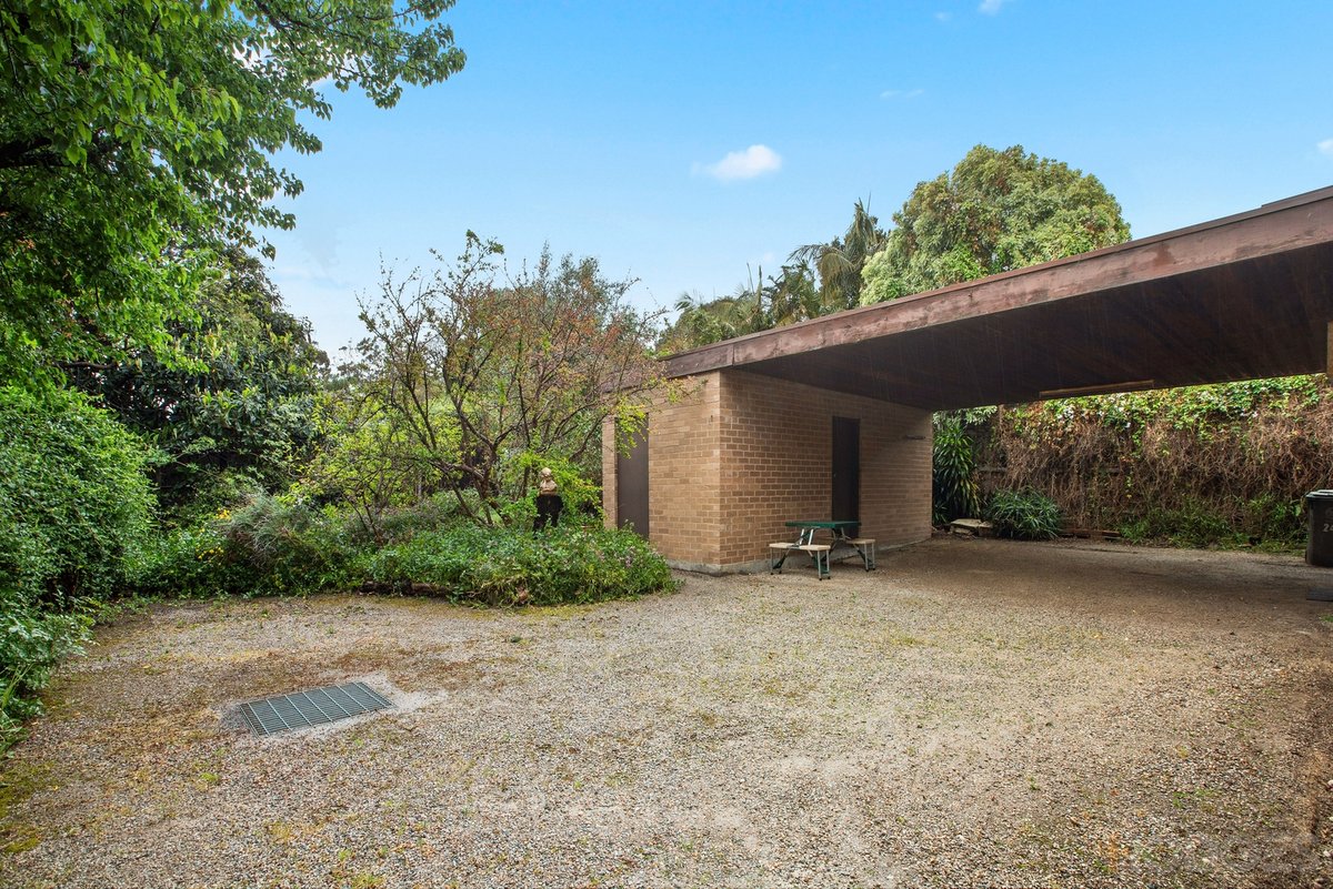 24 Fairleigh Avenue Beaumaris - Residential for sale