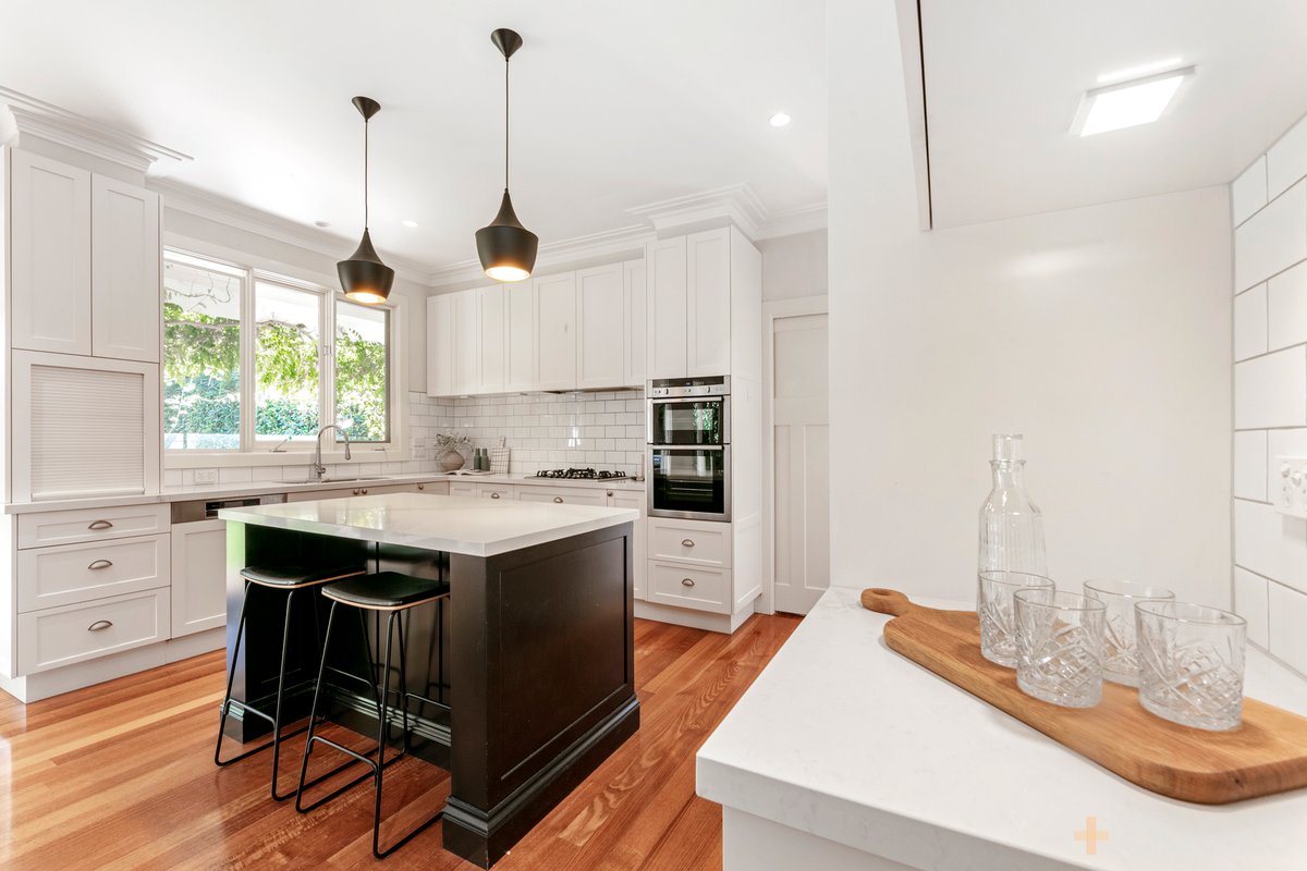24 Imbros Street Hampton - Residential for sale