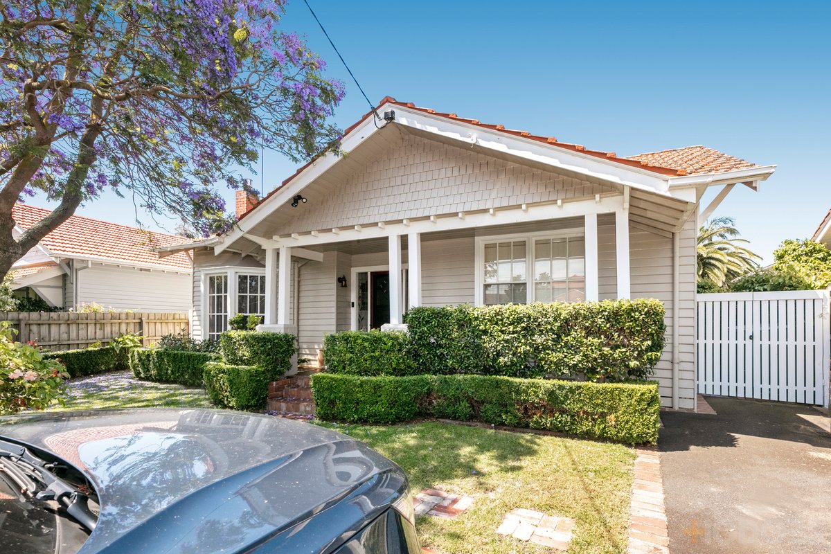 24 Imbros Street Hampton - Residential for sale