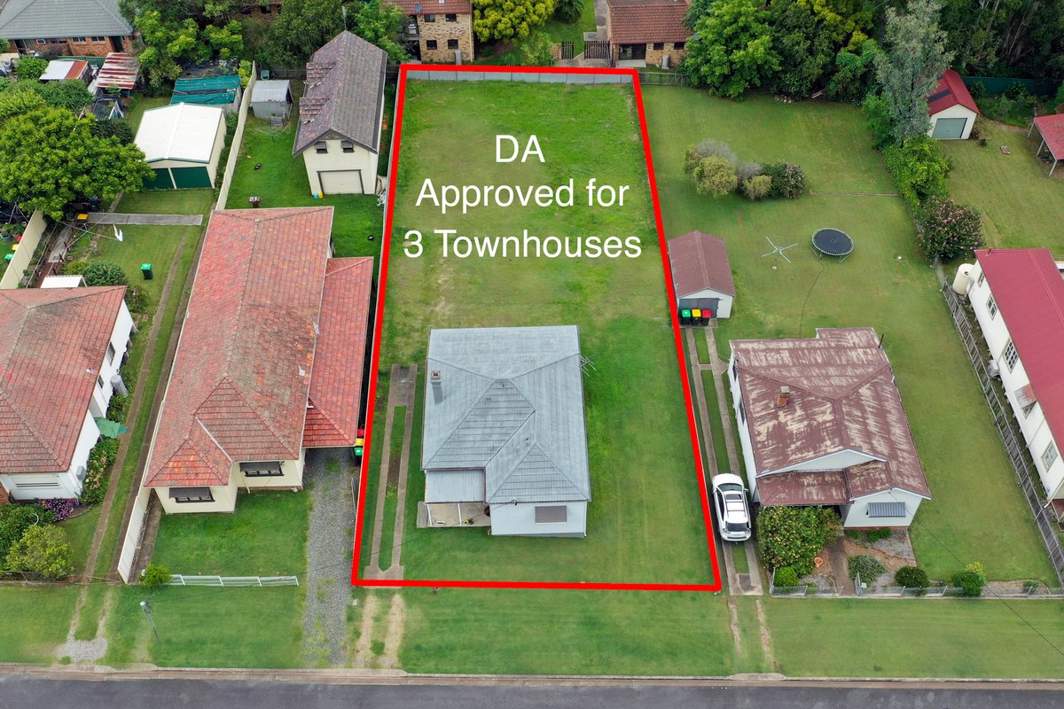 24 King Street, EAST MAITLAND NSW 2323