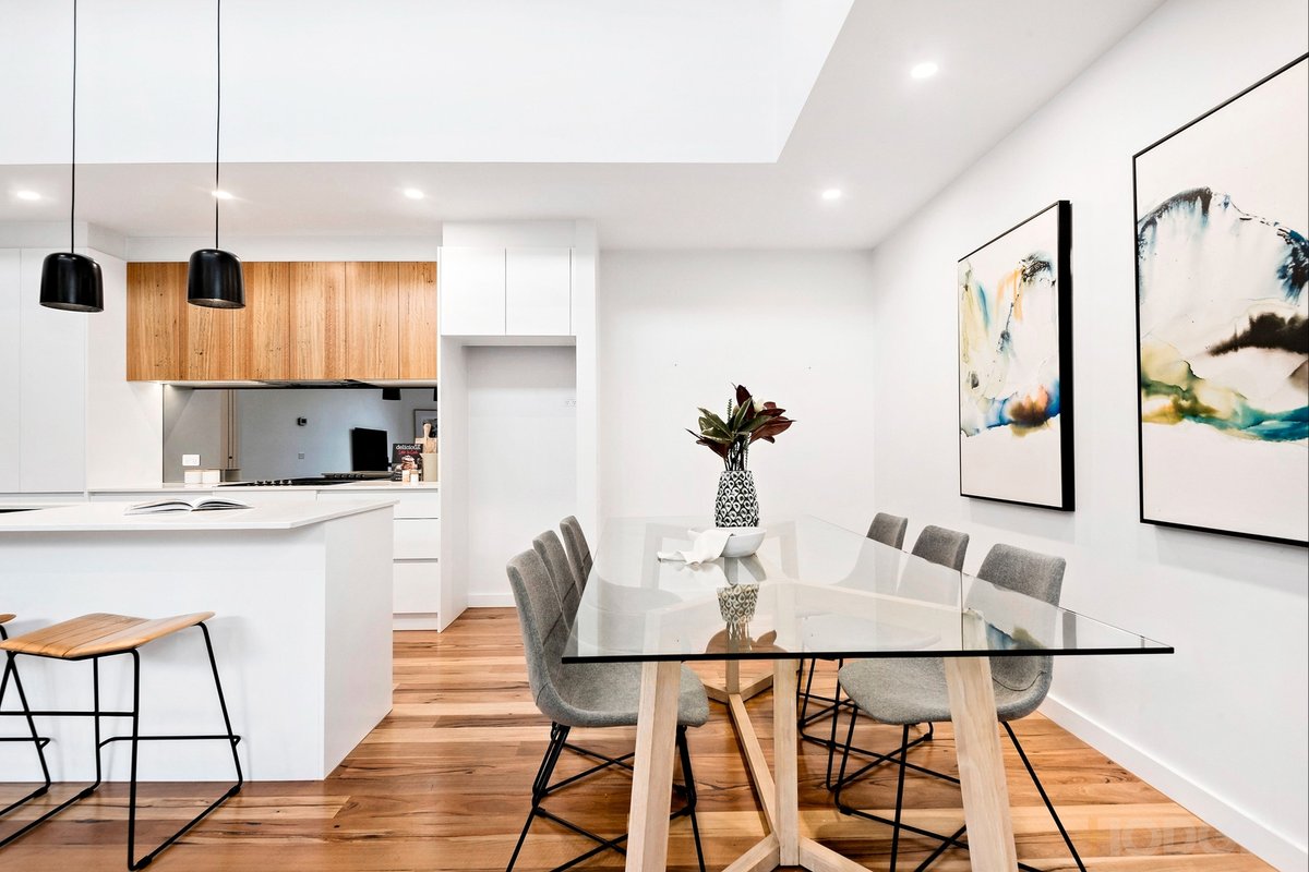2 / 4 Linden Avenue Cheltenham - Residential for sale