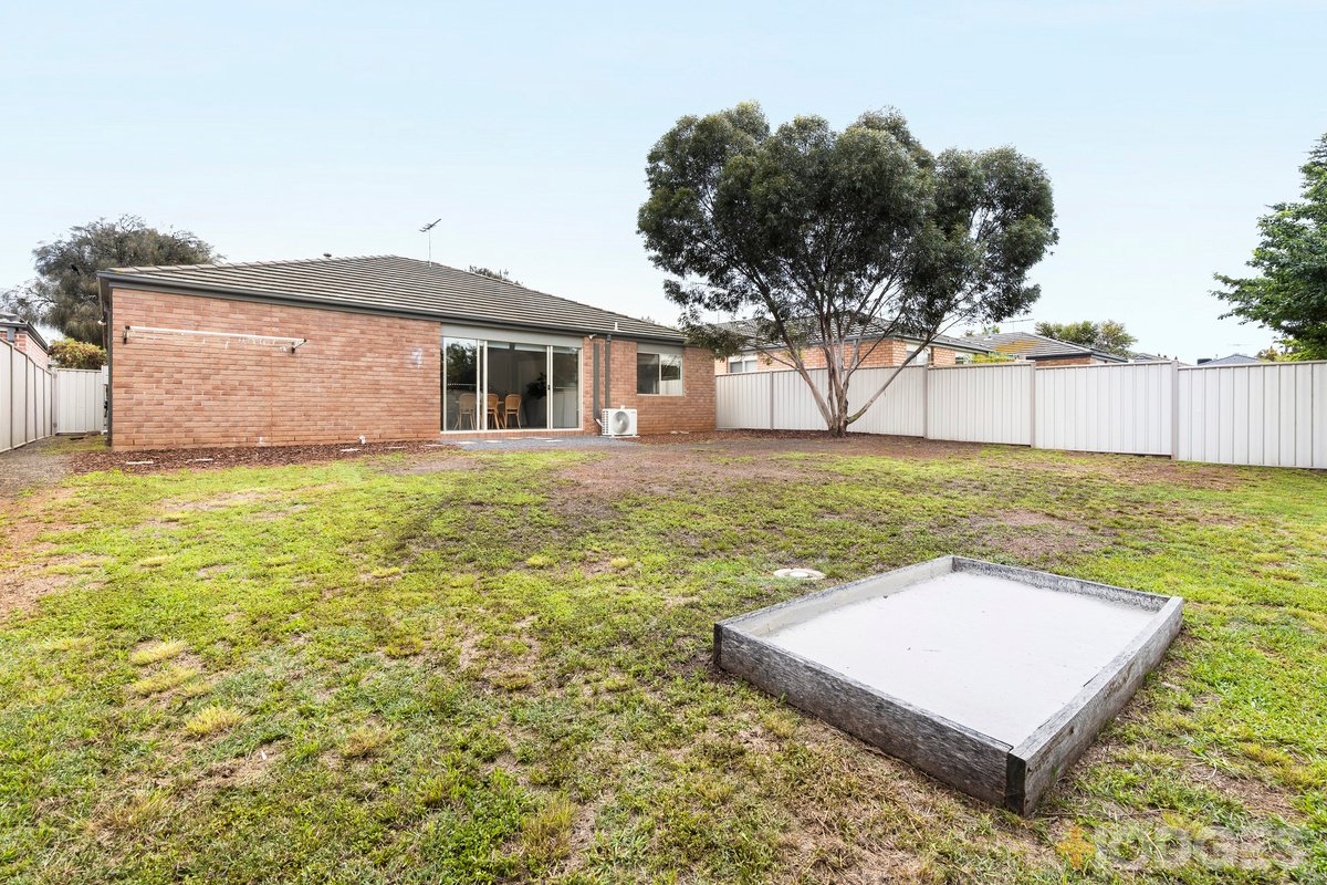 24 Mallow Street Brookfield - Residential for sale