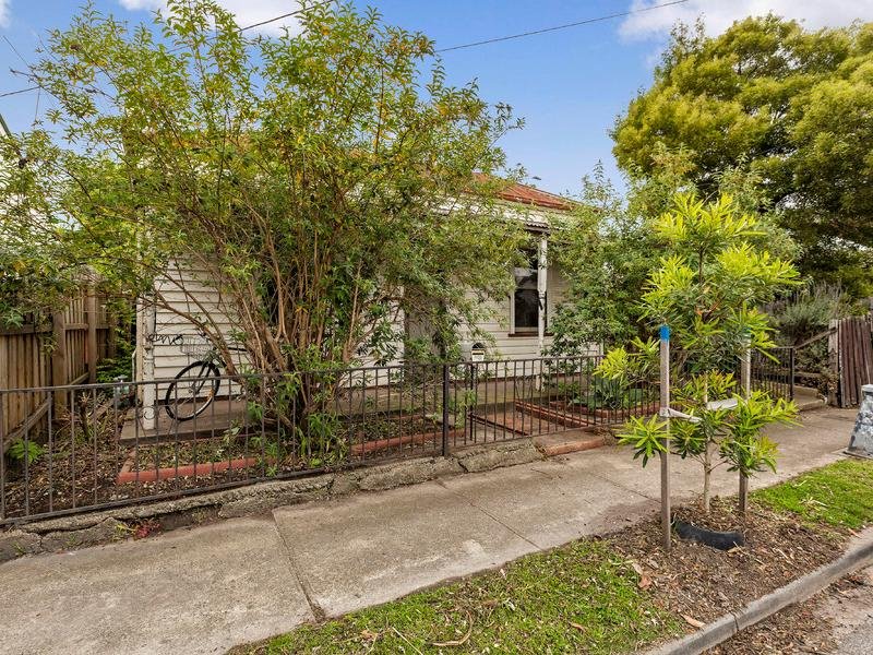 24 Ovens Street YARRAVILLE - Residential for sale