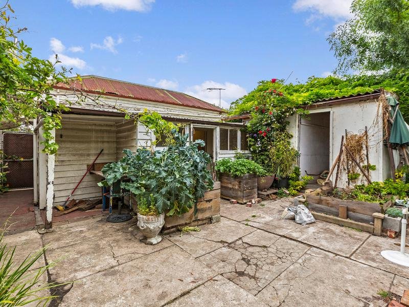 24 Ovens Street YARRAVILLE - Residential for sale