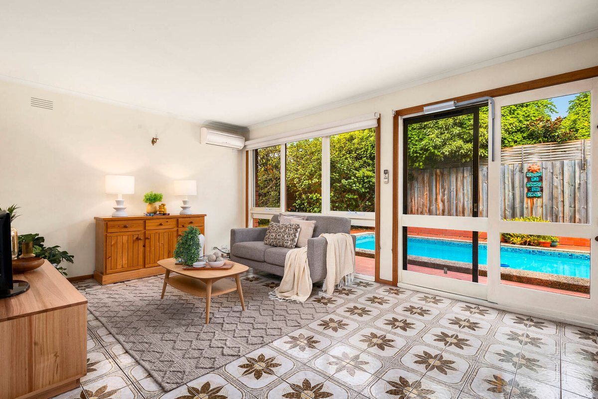24 Retreat Road Hampton - Residential for sale