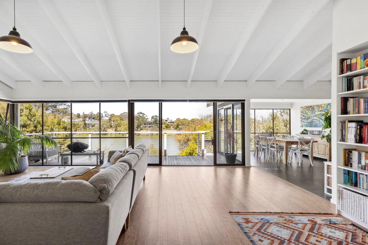 24 Riviera Crescent Ocean Grove - Residential for sale