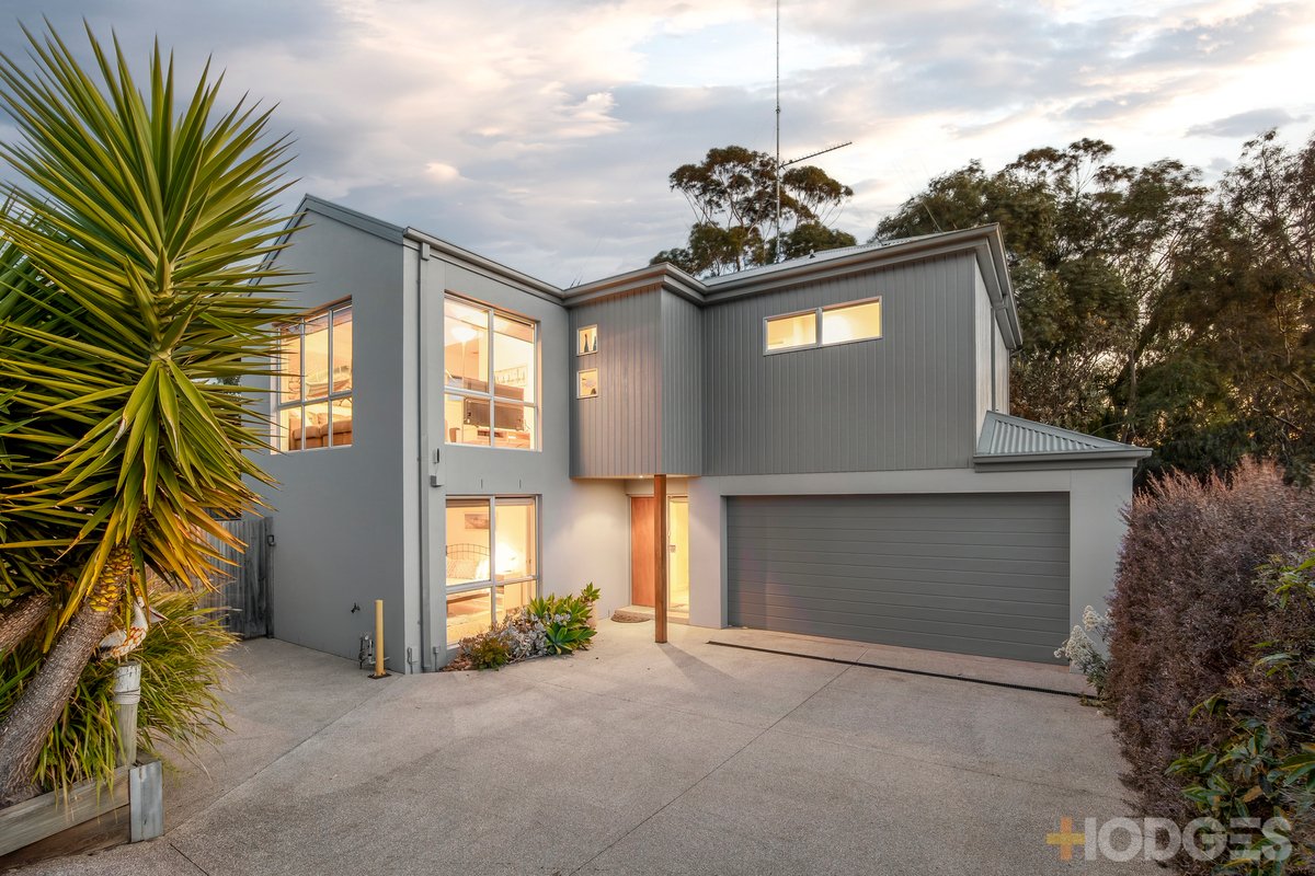 2 / 4 Riviera Crescent Ocean Grove - Residential for sale