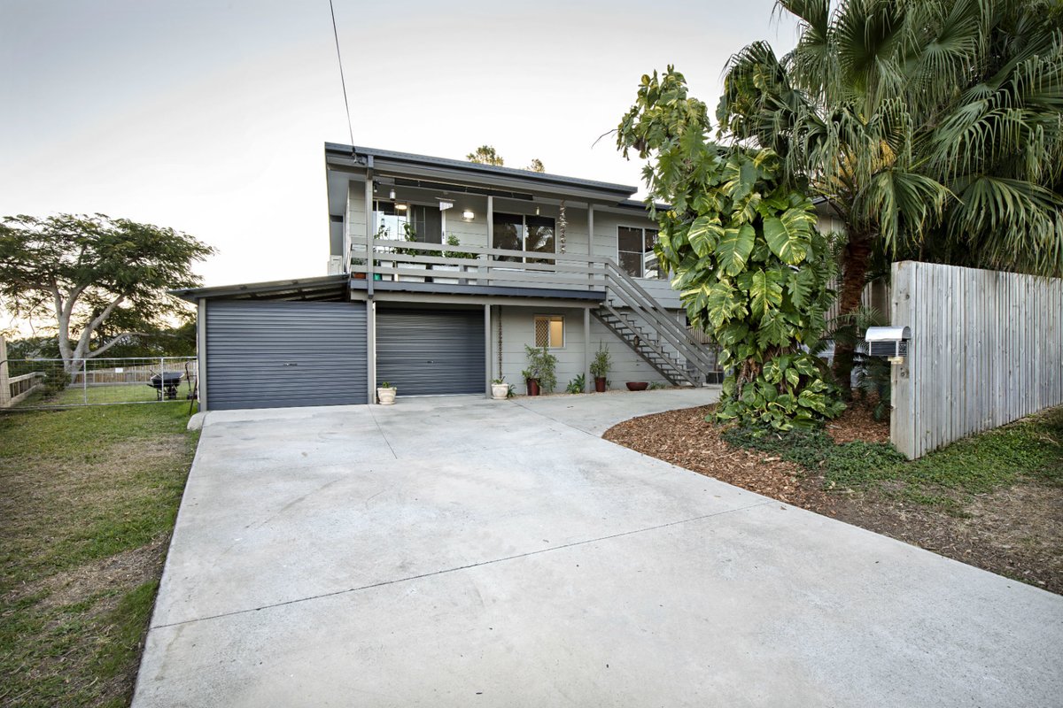 24 Stewart Drive, CANNONVALE QLD 4802