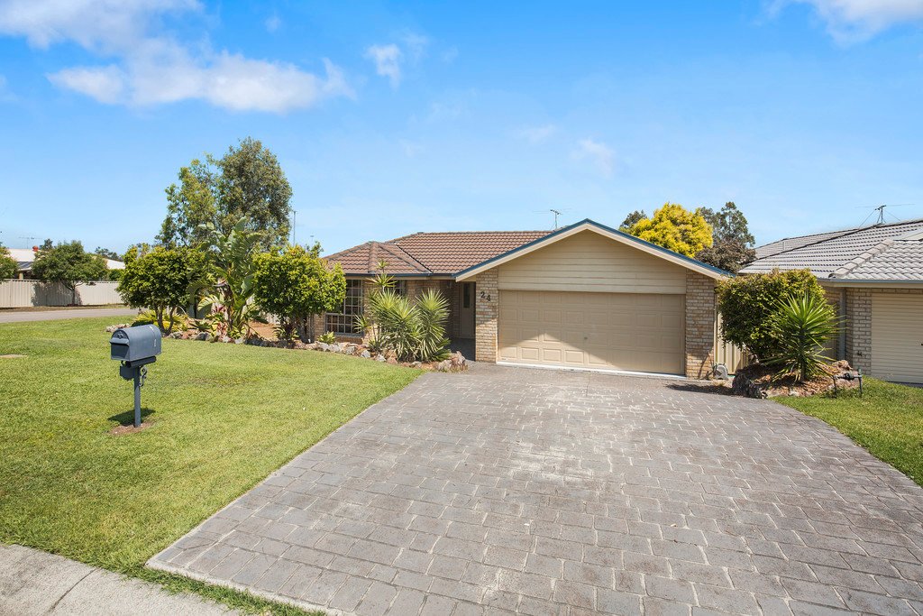 24 Yaldara Avenue, THORNTON NSW 2322