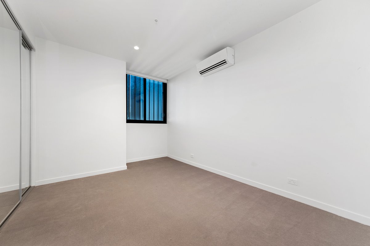 2405 / 253-273 Normanby Road SOUTH MELBOURNE - Residential for lease