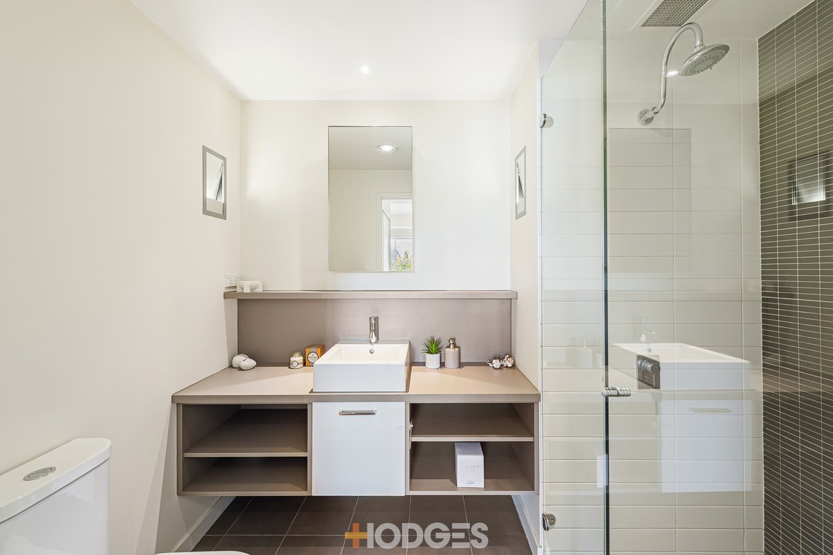 24 / 15 Liardet Street Port Melbourne - Residential for sale