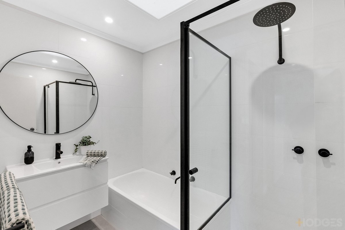 2 / 44 Lower Dandenong Road Mentone - Residential for sale