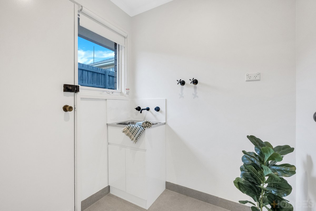 2 / 44 Lower Dandenong Road Mentone - Residential for sale