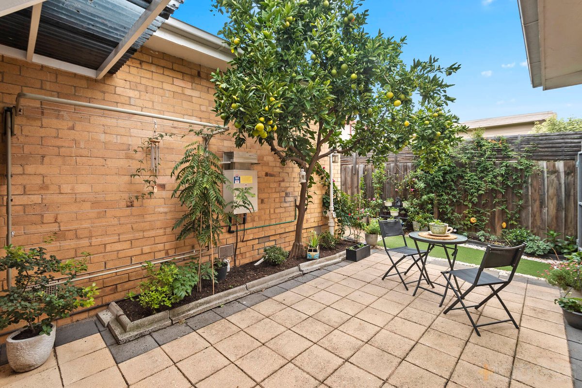 2 / 45 Brewer Road Bentleigh - Residential for sale