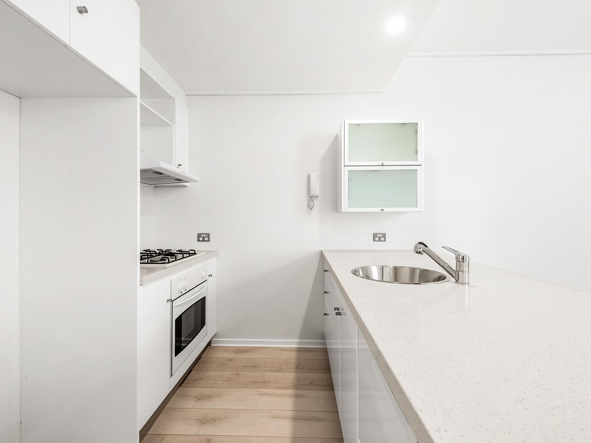 24 / 562 Little Bourke Street MELBOURNE - Residential for sale