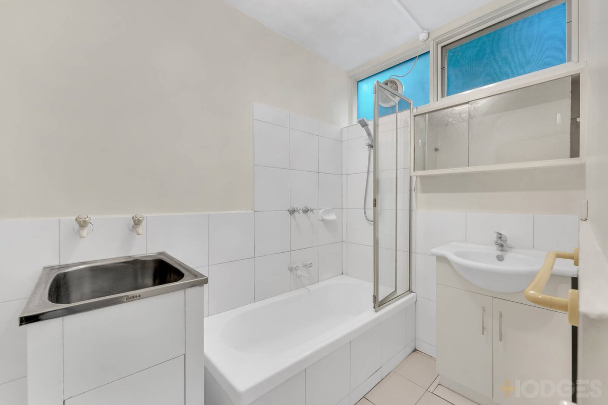 2 / 49 Balcombe Road Mentone - Residential for sale