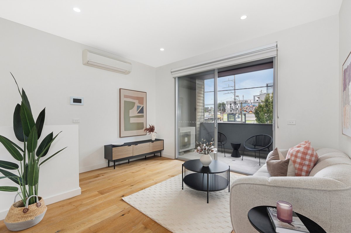 2 / 491 South Road Bentleigh - Residential for lease